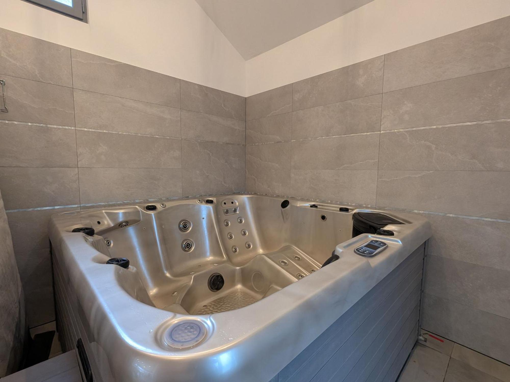 Evasion Vosgienne: Chalet De Luxe, Spa, Sauna, Proche Randos Et Stations De Ski - Fr-1-589-313 Fresse-sur-Moselle Exteriör bild